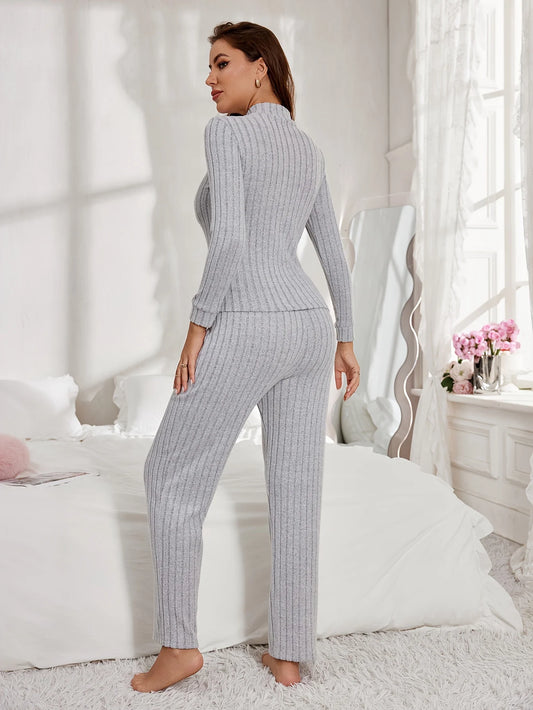 Lunara Winter™ 2-Piece Women’s Autumn Pajama Set