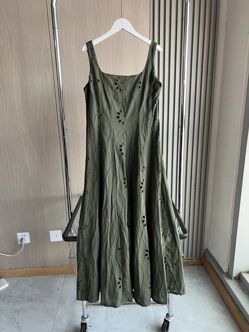 Amoura Dresses™ Embroidered Comfortable Dress