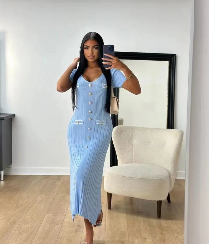 Amoura Dresses™ Elegant Knitted Maxi Dress