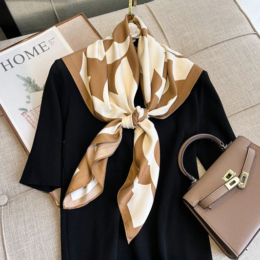 Khăn quàng vuông SatinÉclat™ dành cho nữ