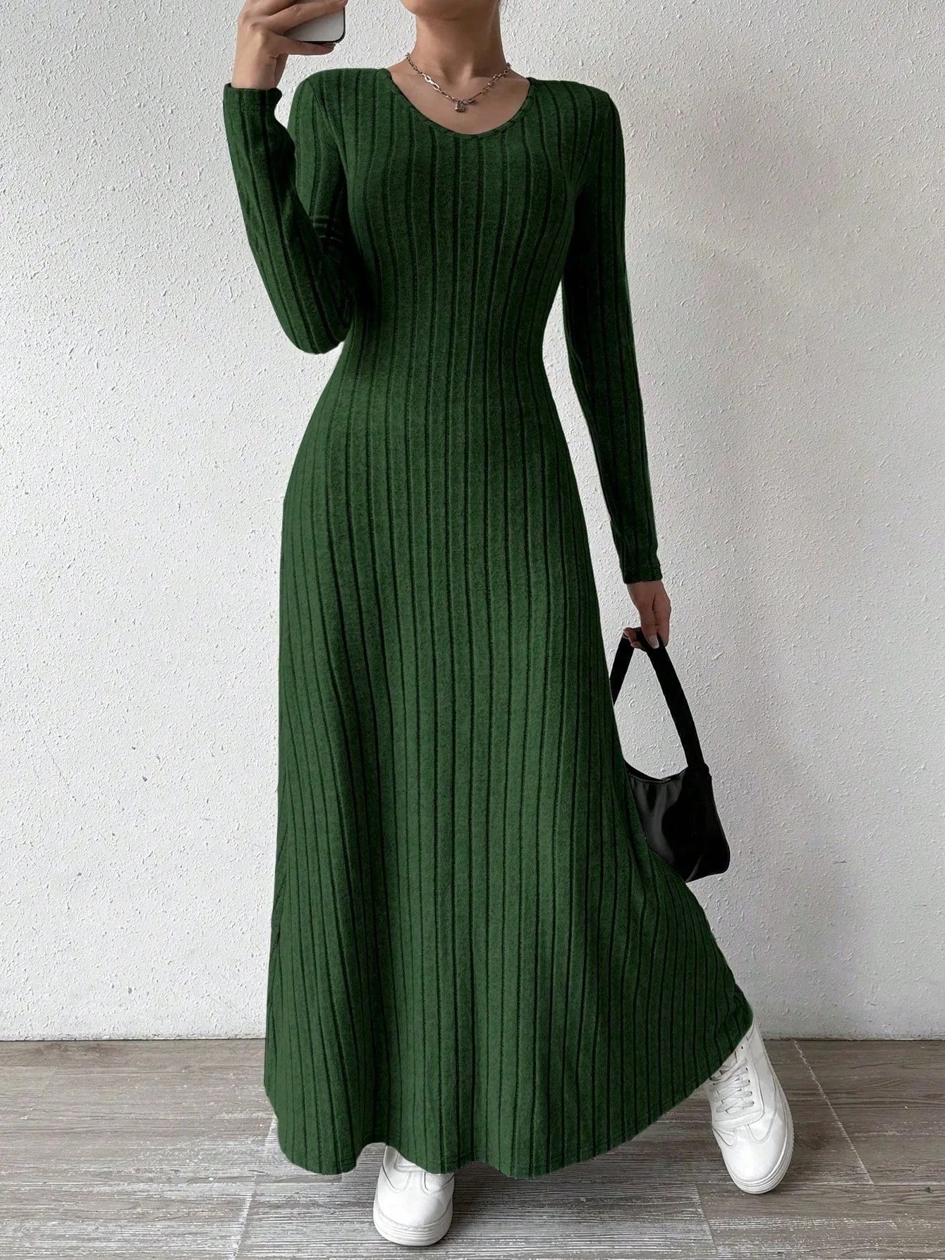 Amoura Dresses™ Knitted Maxi Dress