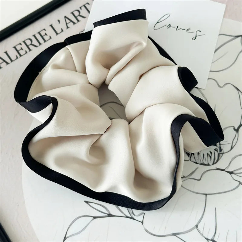 Satin Éclat™ French Design Scrunchie