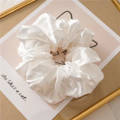 Scrunchie largo com toque de seda SatinÉclat™