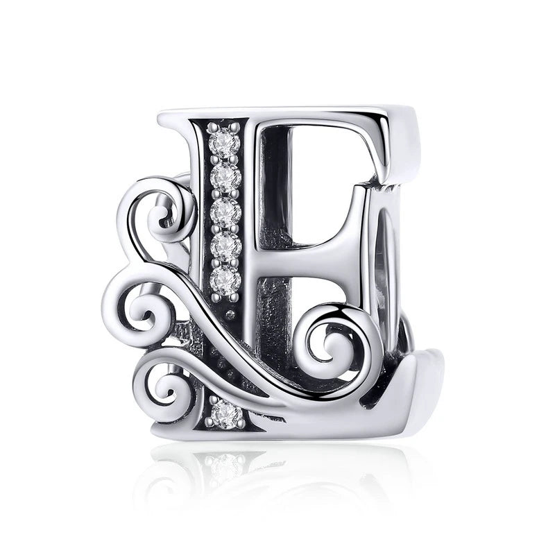 Elara Jewelry™ Vintage-Buchstaben-Charm-Armband