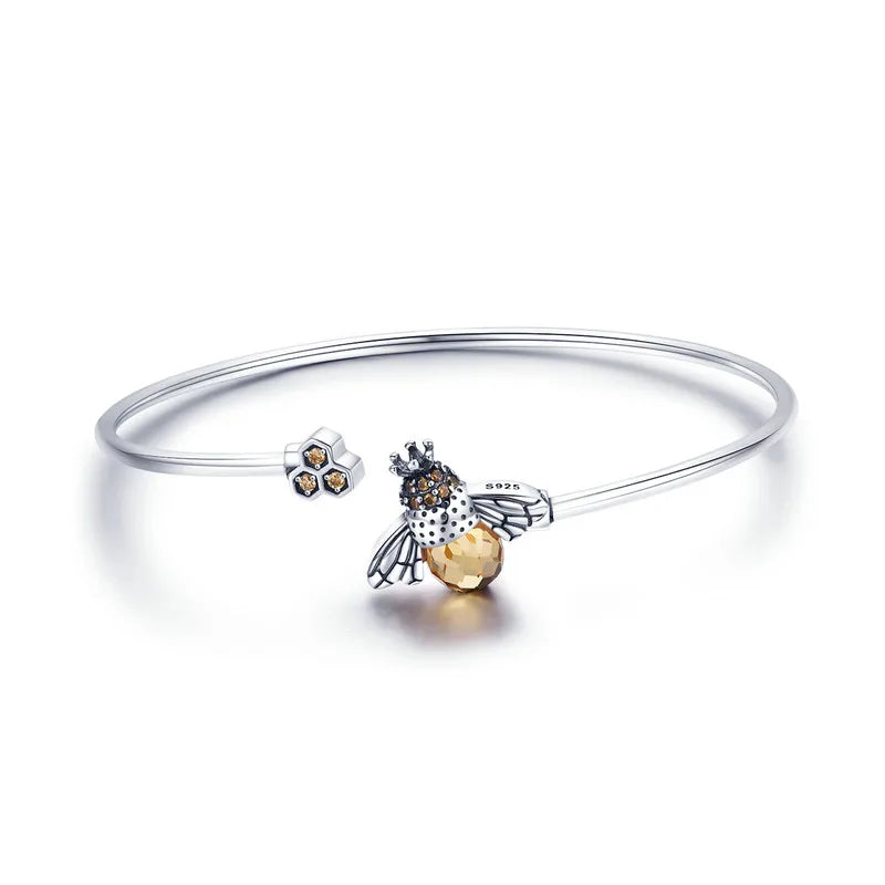 Elara Jewelry™ Goldenes Bienenstock-Armband