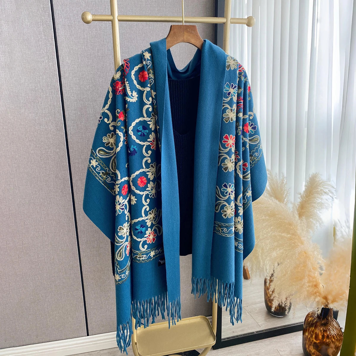 Lunara Winter™ Warm Neckerchief Poncho