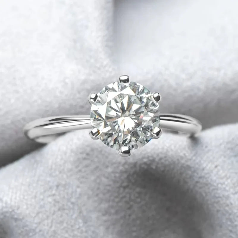 Elara Jewelry™ Aurora Solitaire Gold Ring