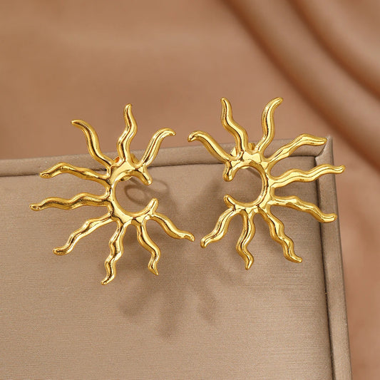 Elara Jewelry™ Sunburst Statement Stud Earrings
