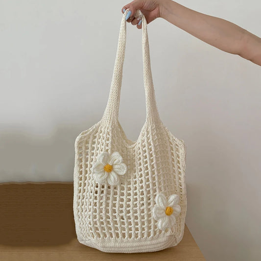 SeaLure™ Daisy Charm Stricktasche