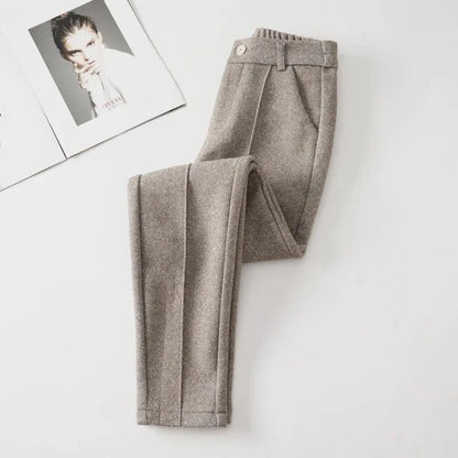 Lunara Winter™ elastische Samthose mit hoher Taille