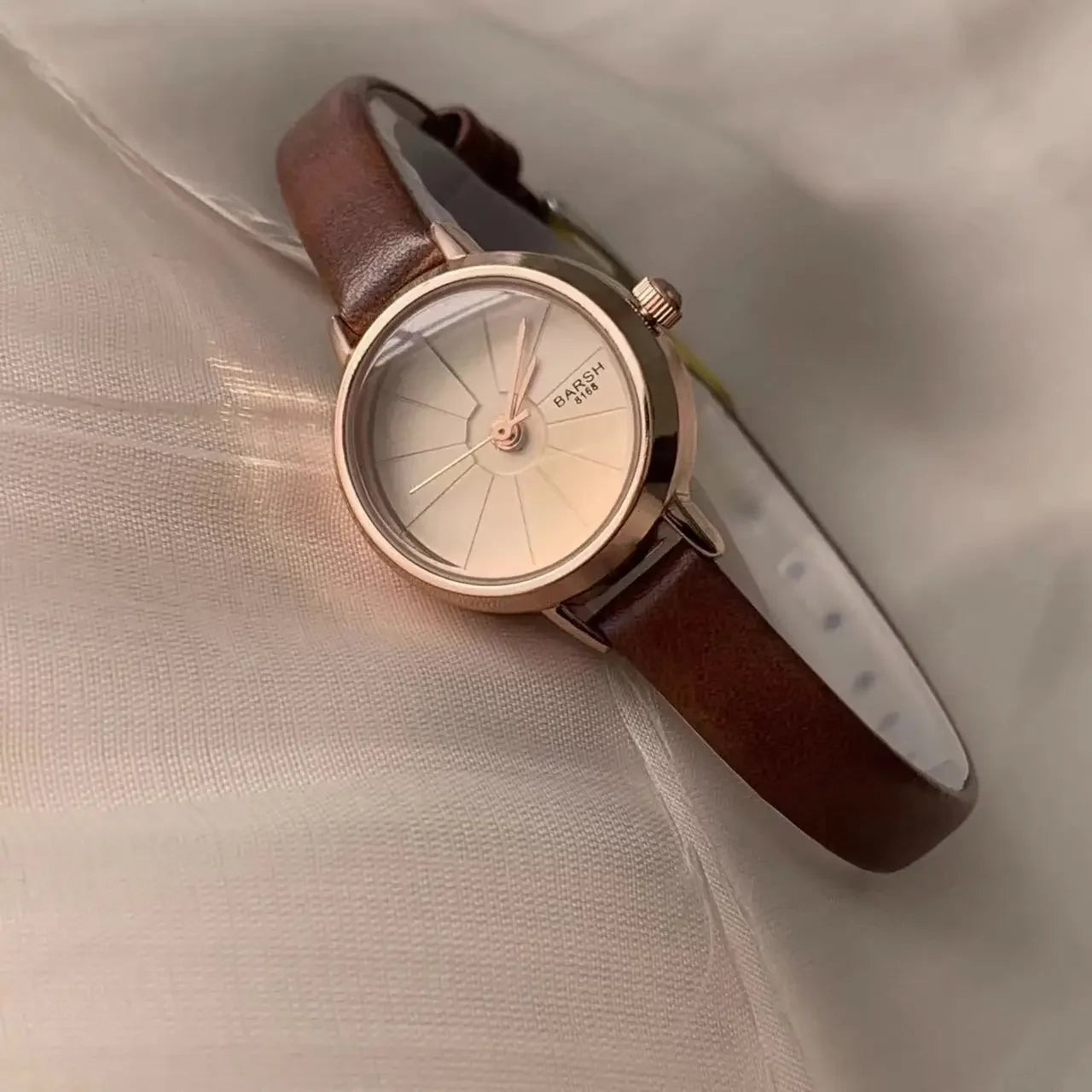 Relógio retrô feminino Velya Watches™