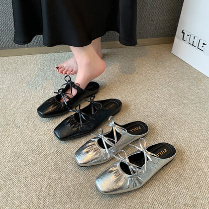 Solenne Shoes™ Mules froncées avec nœud plat