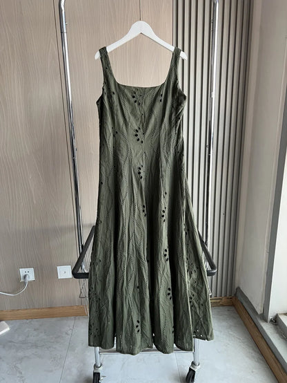 Amoura Dresses™ Embroidered Comfortable Dress