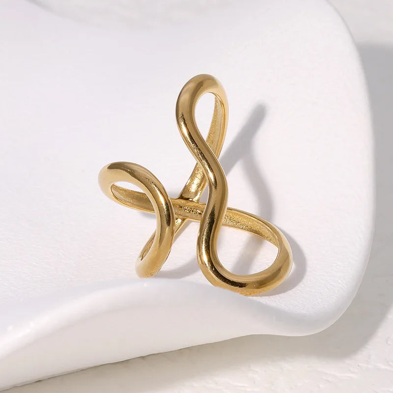 Elara Jewelry™ Veloura Flow Sculpt Ring