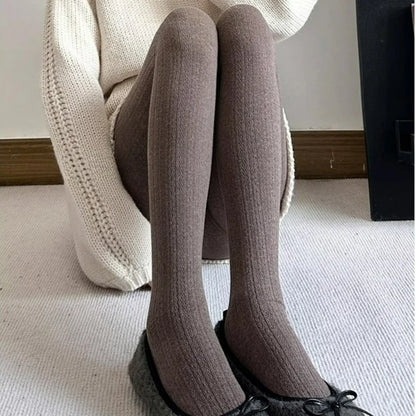 Lunara Winter™ Retro vertikal gestreifte Socken