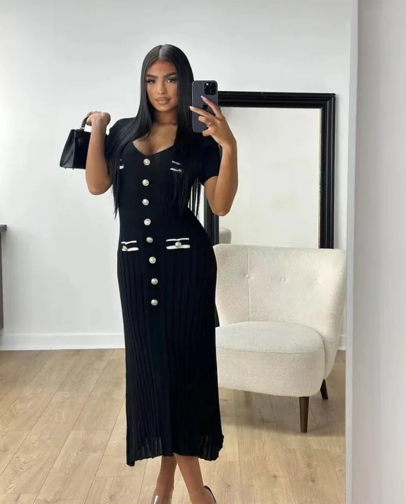 Amoura Dresses™ Elegant Knitted Maxi Dress