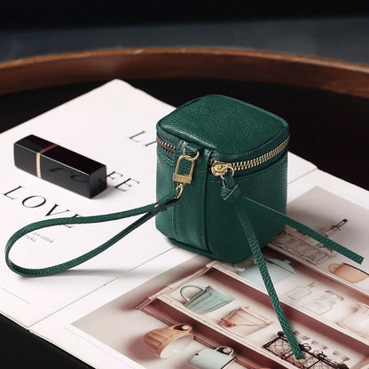 ÉlanBag™ Vintage Leather Cosmetic Bag