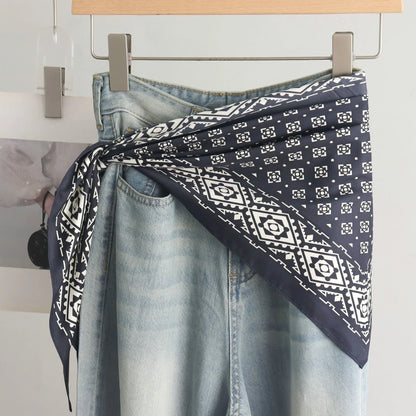 SatinÉclat™ Triangular Satin Scarf Belt