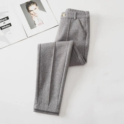Lunara Winter™ elastische Samthose mit hoher Taille
