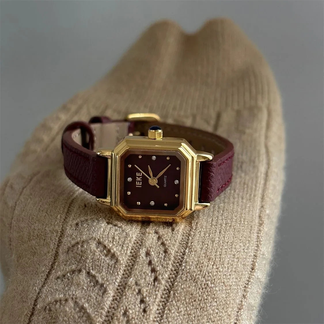 Velya Watches™ Relógio feminino de quartzo