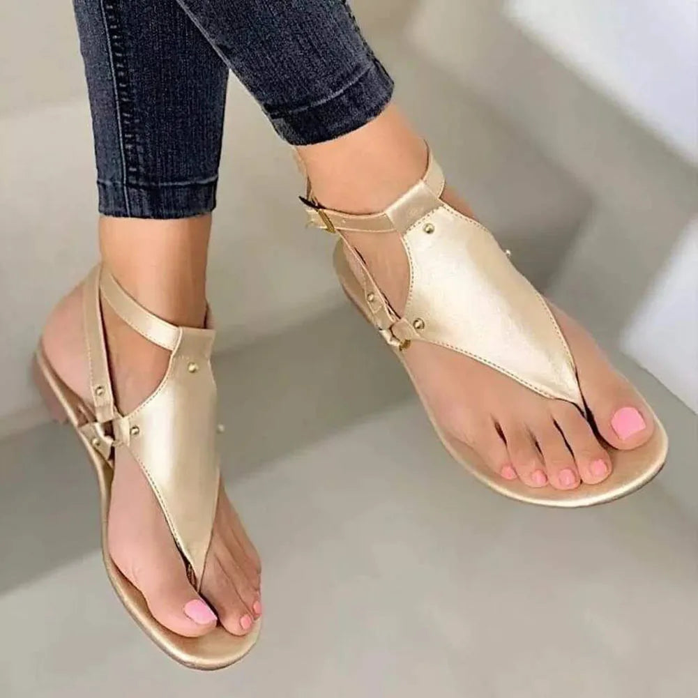 Solenne Shoes™ Clip Toe Flat Sandals