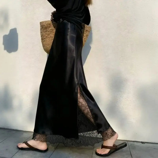 Satin Éclat™ Side Lace Skirt