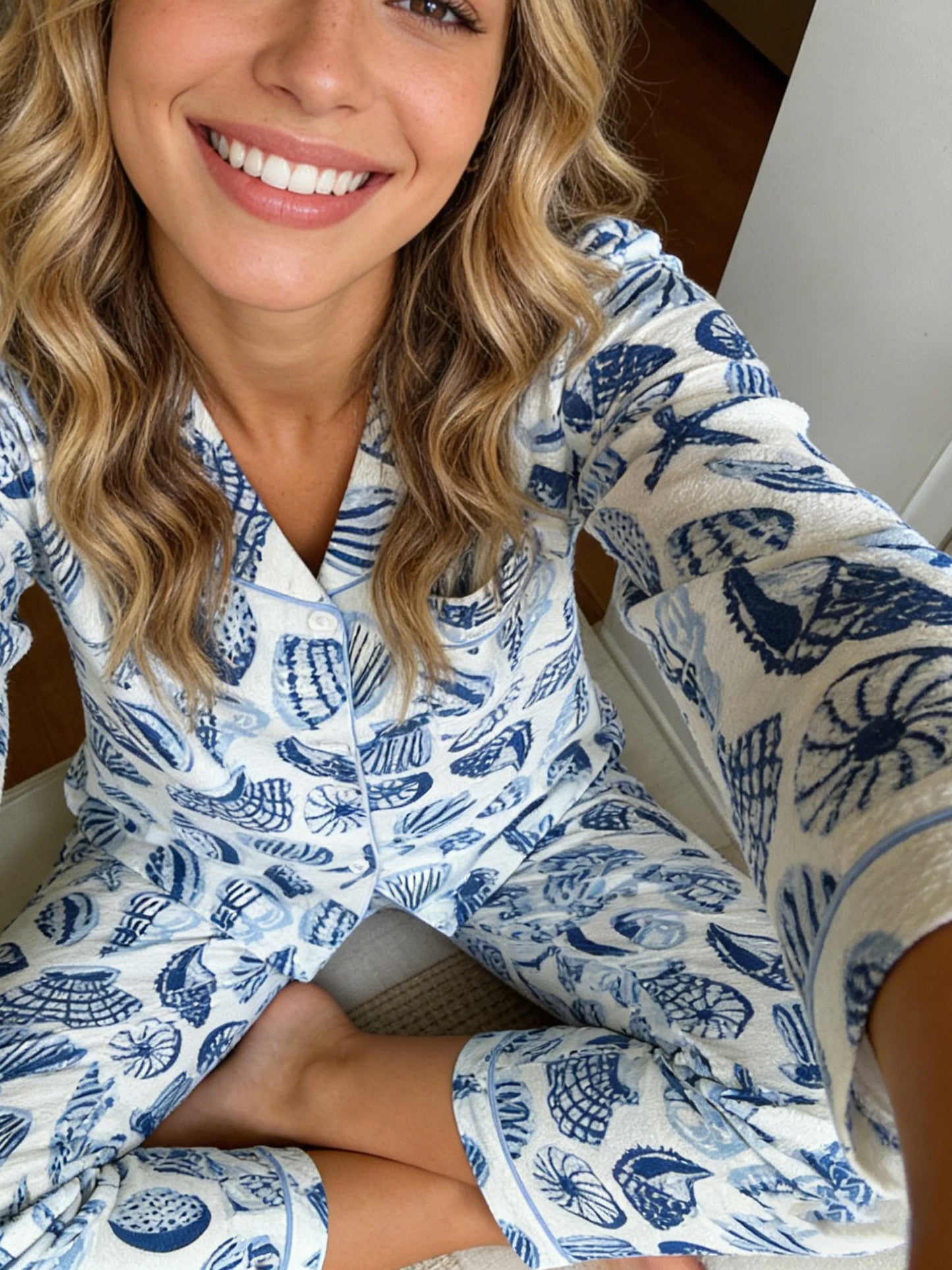 Lunara Winter™ 2-Piece Long Sleeve Lapel Pajama Set