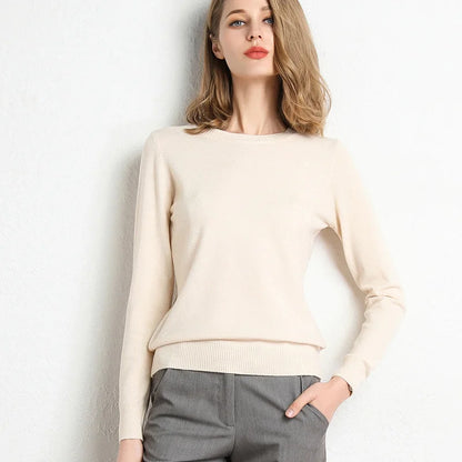 Pullover in cashmere slim con scollo a O Lunara Winter™