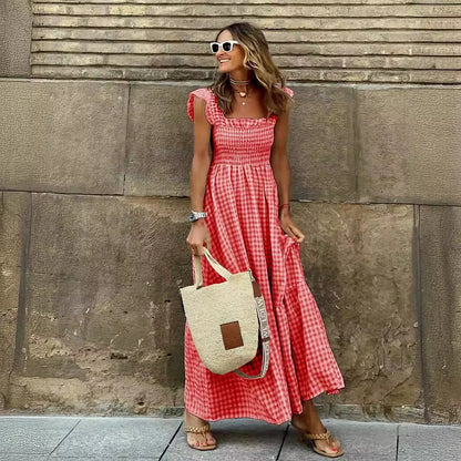 Vestido fruncido sin mangas a cuadros retro de Amoura Dresses™