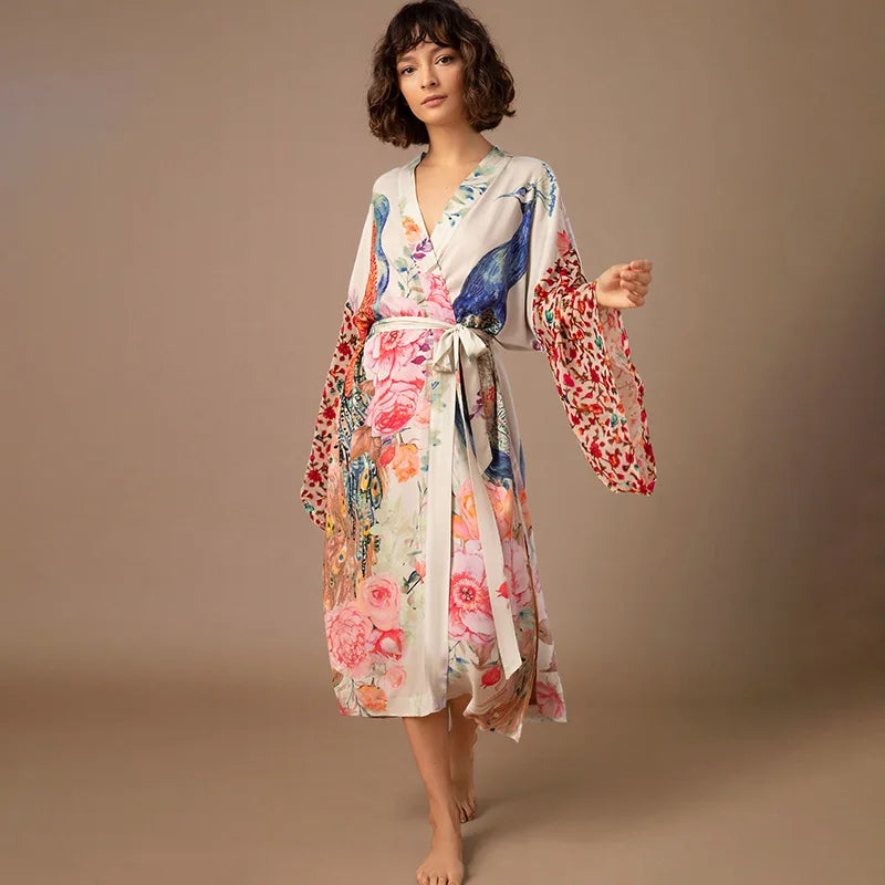 Quimono floral de seda SeaLure™ Grace