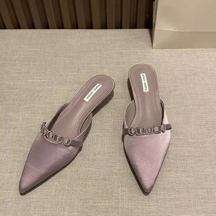 Solenne Shoes™ Pantoufles à talons bas pour femme avec strass