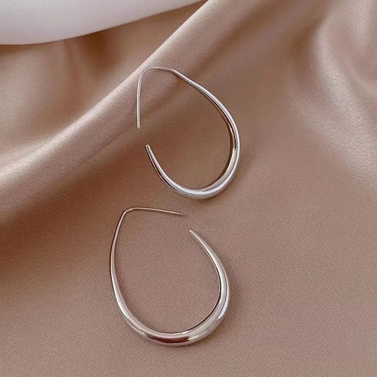 Elara Jewelry™ Chunky Teardrop Hoop Earrings