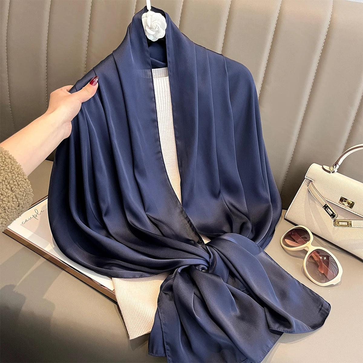 SatinÉclat™ Gradient Scarf Women