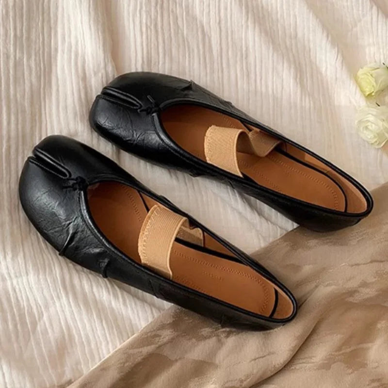 Solenne Shoes™ Retro Round Split-Toe Flats