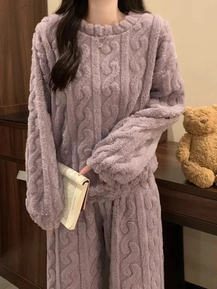 Lunara Winter™ Fleece O-Neck Women Pajama Set