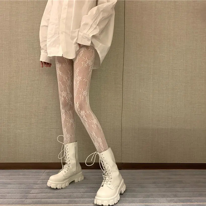 Lunara Winter™ Classic Lace Mesh Pantyhose