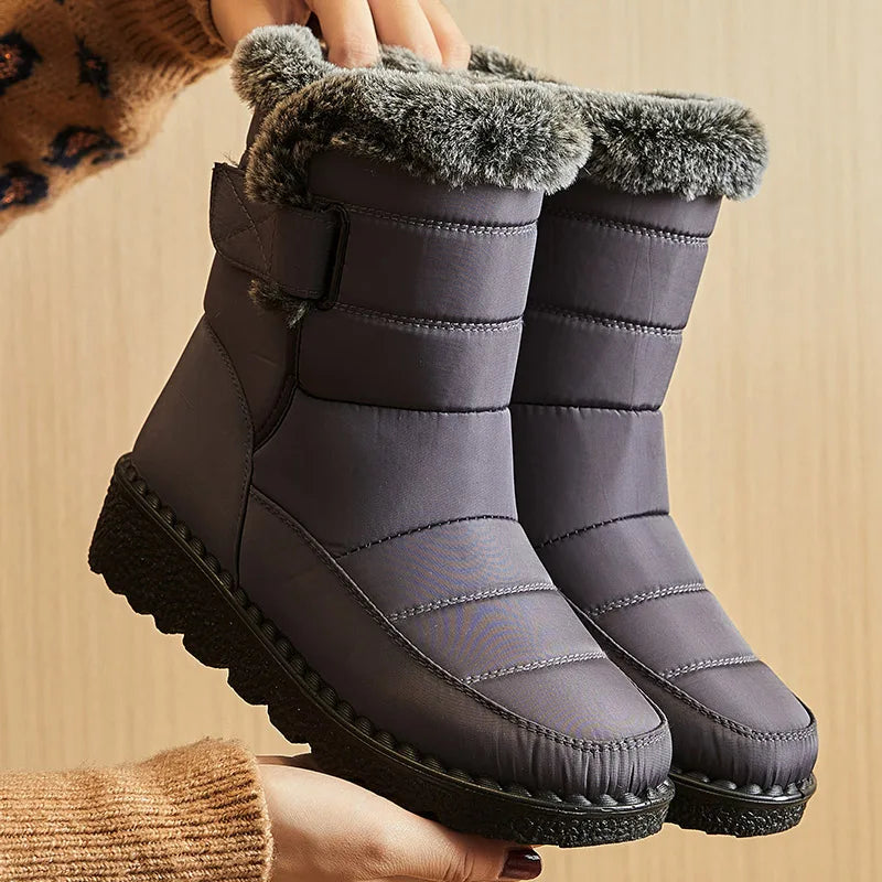 Bottes d'hiver en peluche Lunara Winter™