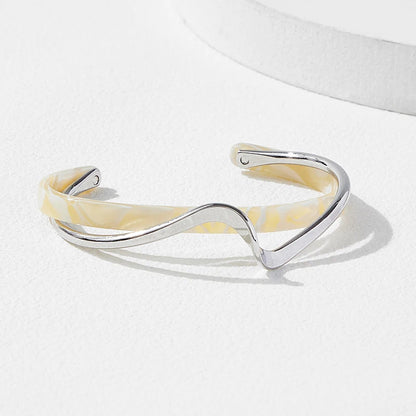 Elara Jewelry™ Veloura Sculpted Cuff Bracelet