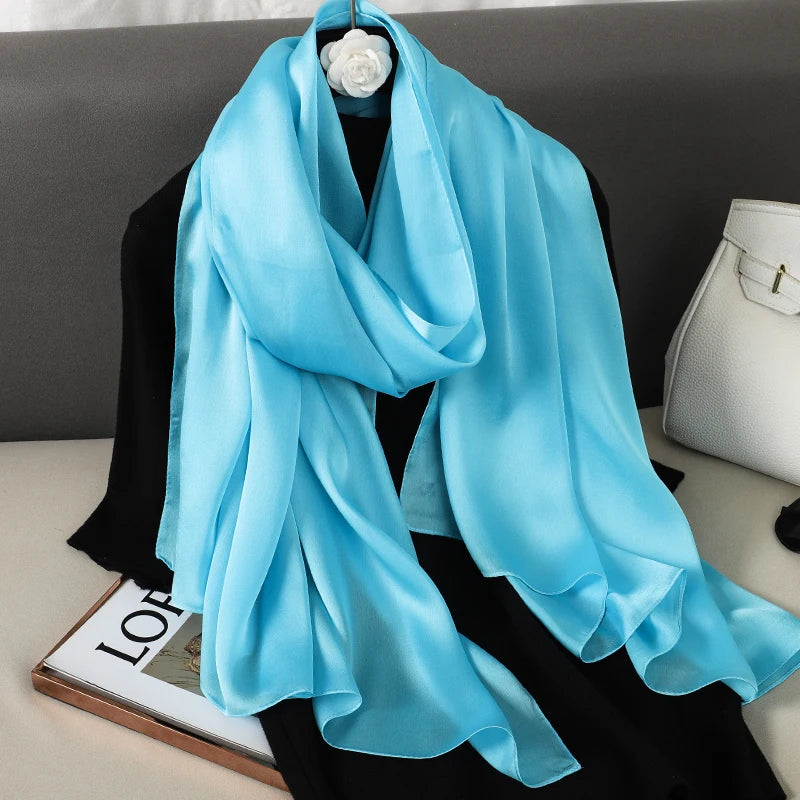 SatinÉclat™ Gradient Scarf Women