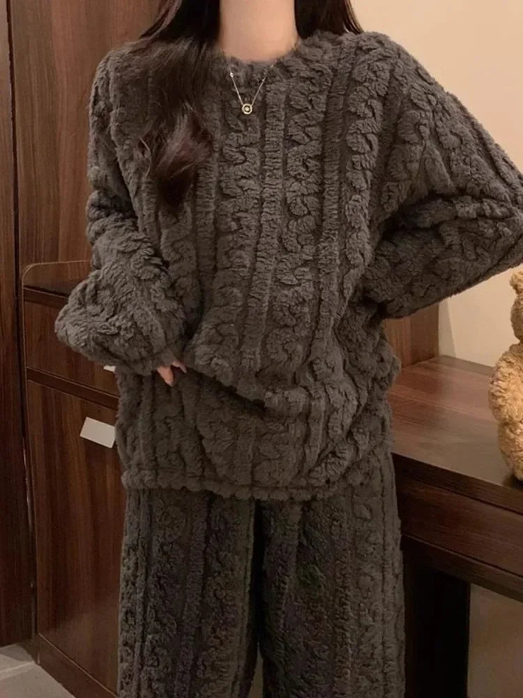 Lunara Winter™ Fleece O-Neck Women Pajama Set
