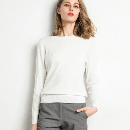 Pullover in cashmere slim con scollo a O Lunara Winter™