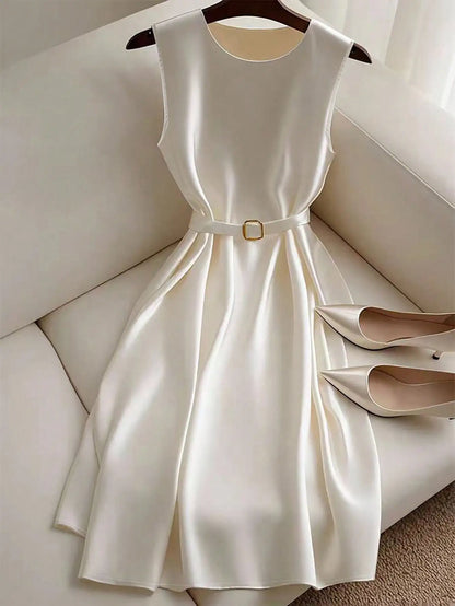 Amoura Dresses™ Reguläres klassisches Midikleid