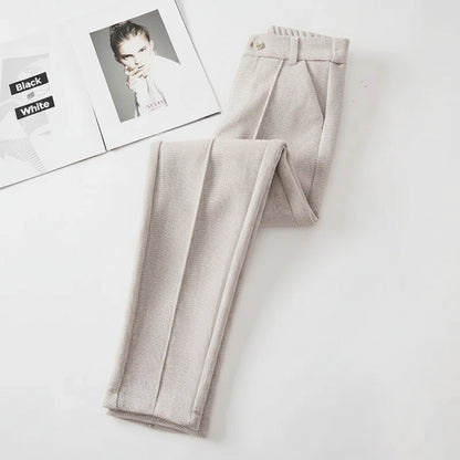 Lunara Winter™ elastische Samthose mit hoher Taille