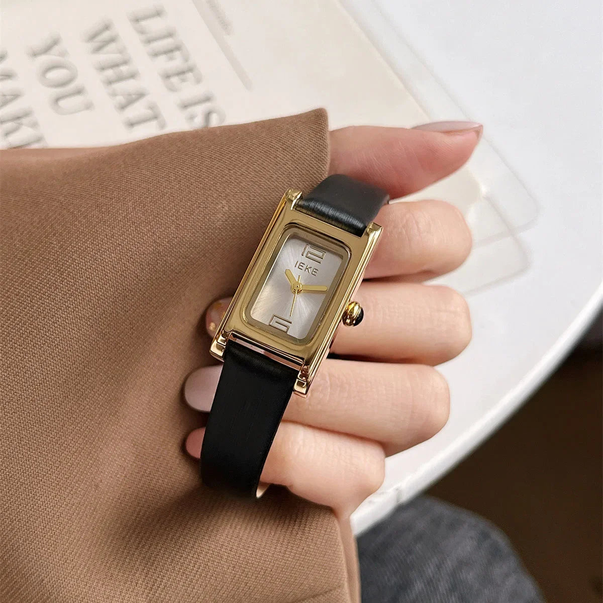 Velya Watches™ Relógio feminino de quartzo