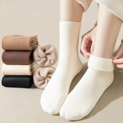 Lunara Winter™ 5 Pairs Women's Snow Socks