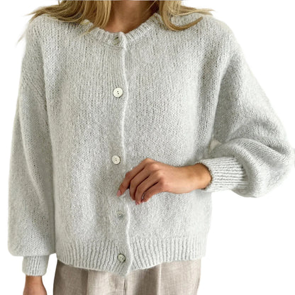 Pull en tricot boutonné à col rond vintage Lunara Winter™