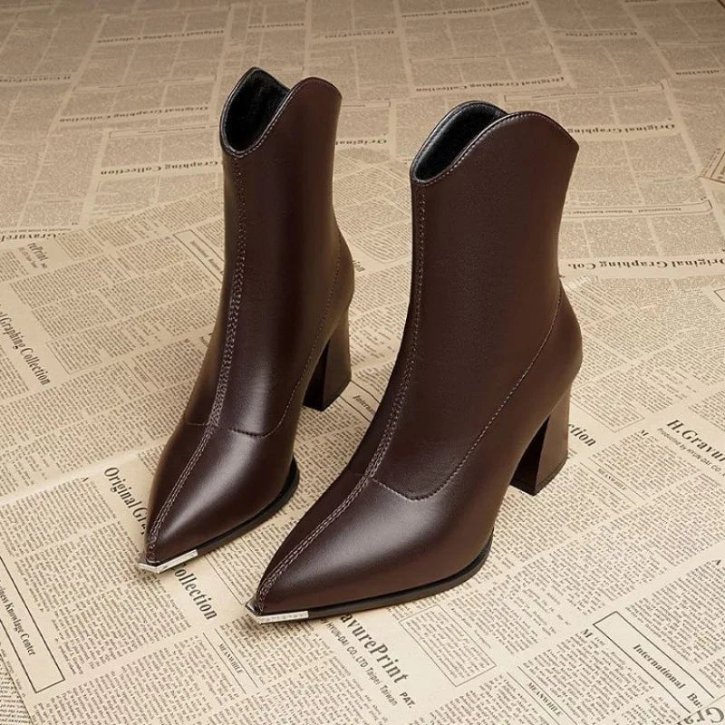 Solenne Shoes™ Winter Thick Heeled Pointed Boots