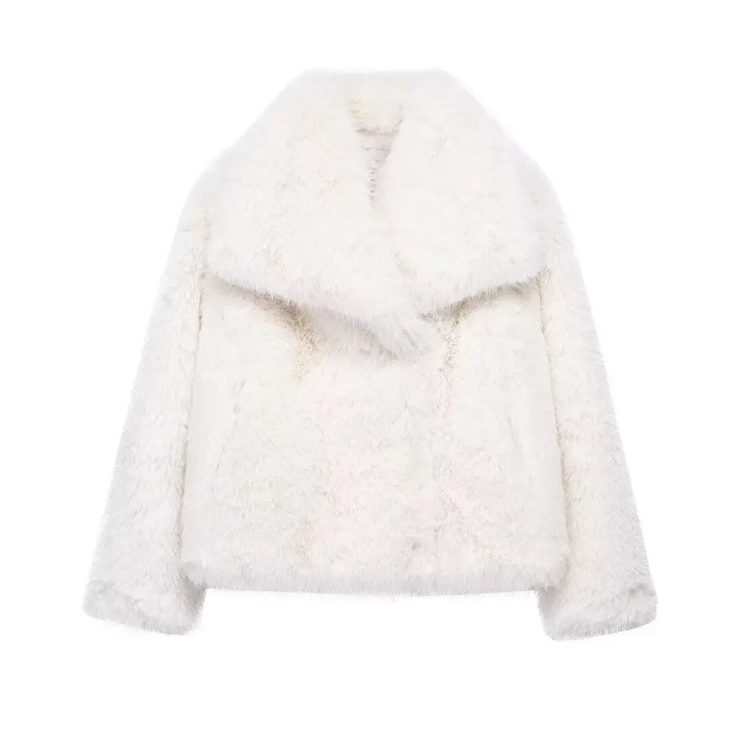 Jaqueta luxuosa de pele sintética cortada Lunara Winter™