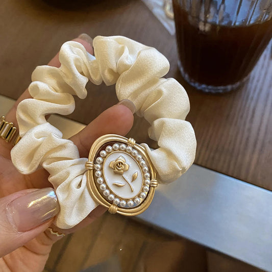 SatinÉclat™ Floral Charm Pearl Scrunchie