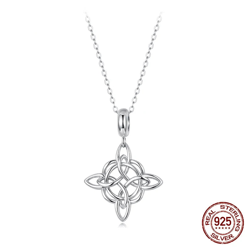 Elara Jewelry™ Collier à nœud éternel